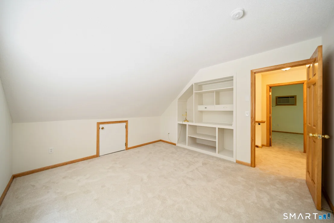 Photo of 231 Crestwood Drive