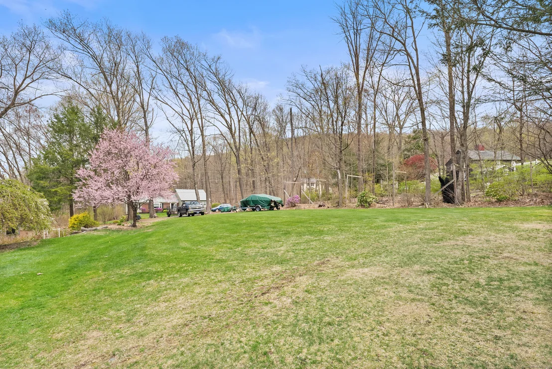 Photo of 17 Beverly Drive