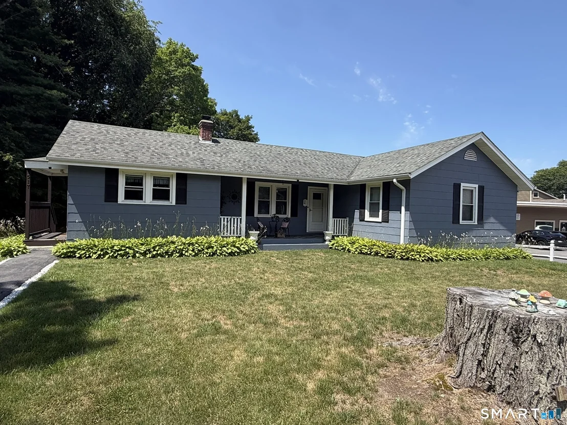 Photo of 517 Davis Road