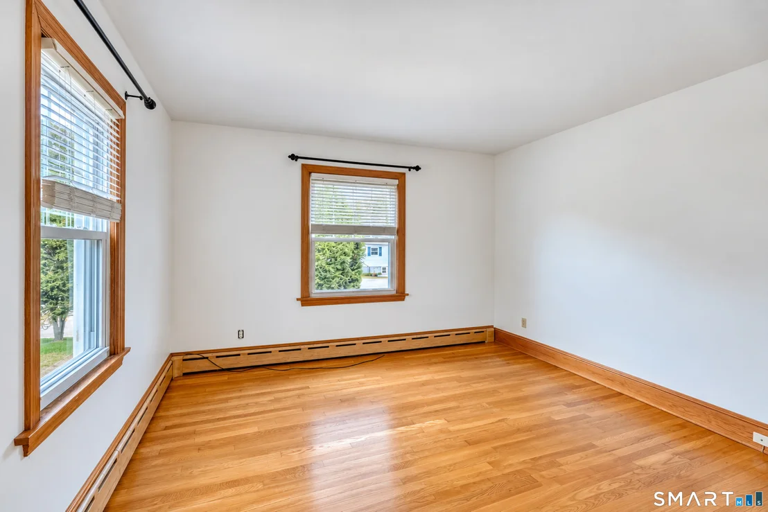 Photo of 282 Boston Post Road