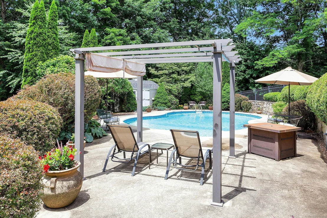 Photo of 26 Oak Ridge Drive