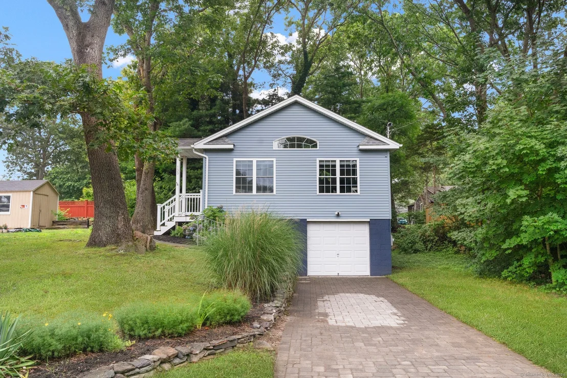 Photo of 133 133 Winterberry Road