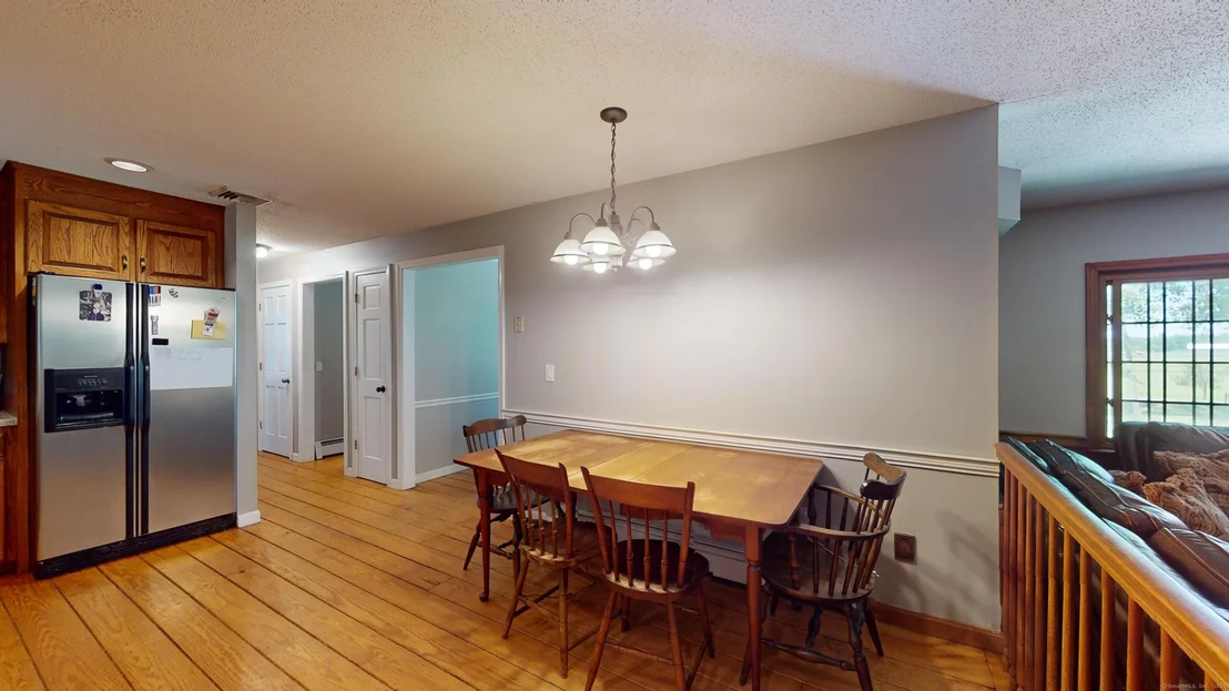 Photo of 3295 Mountain Road