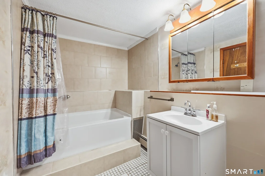 Photo of 145 Sunnyfield Drive