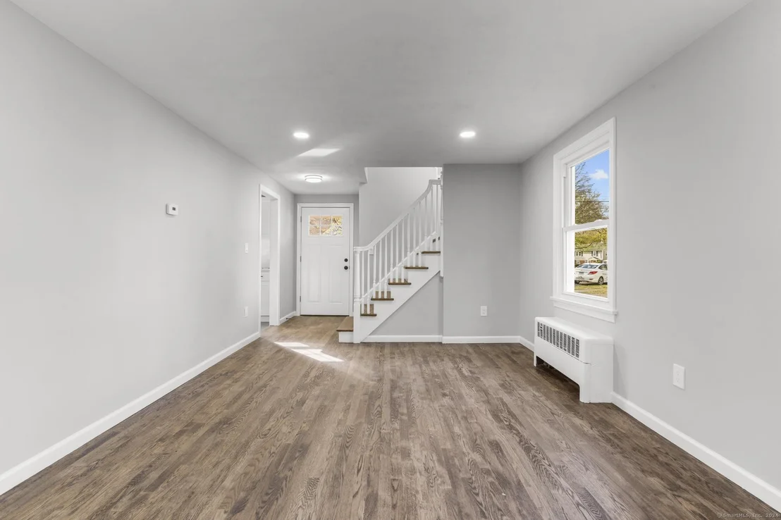 Photo of 85 Cold Spring Circle