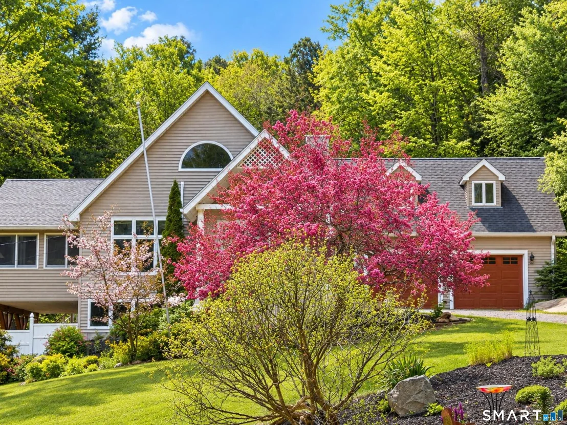 Photo of 665 Norfolk Road