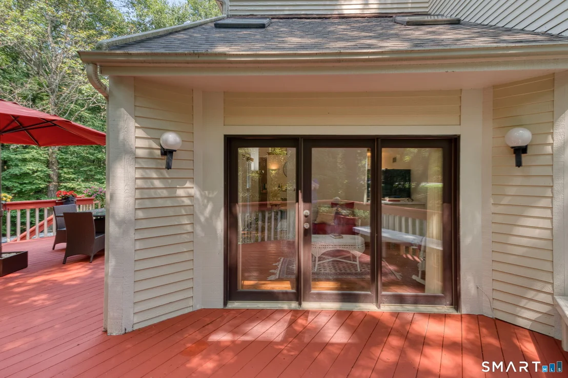Photo of 73 Greentree Drive