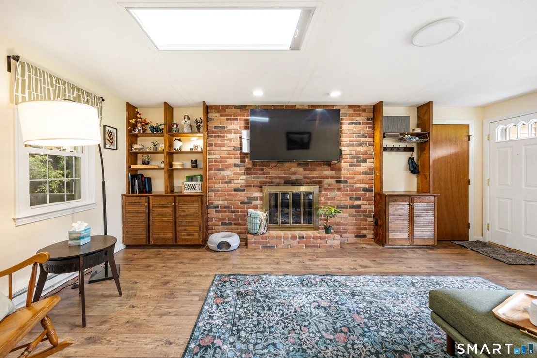 Photo of 45 Montowese Trail