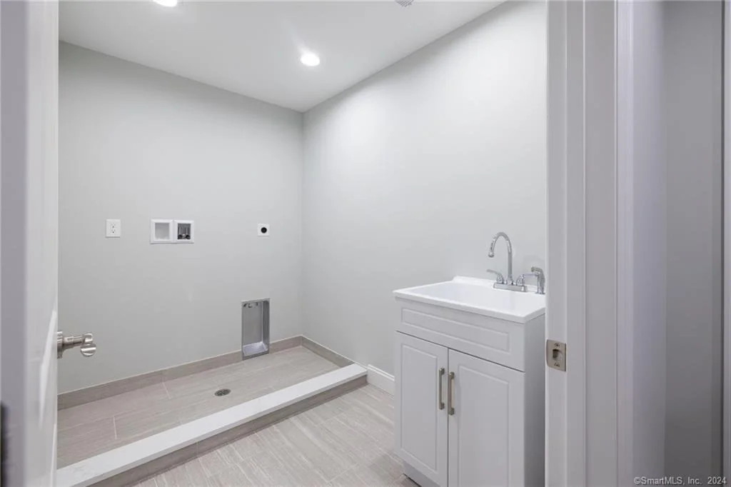 Photo of 69 Lacourse Pond Place