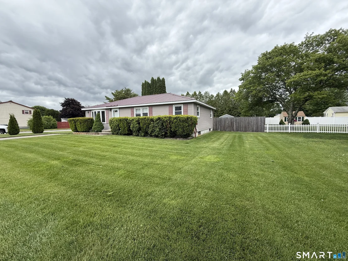 Photo of 22 Porter Plain Road