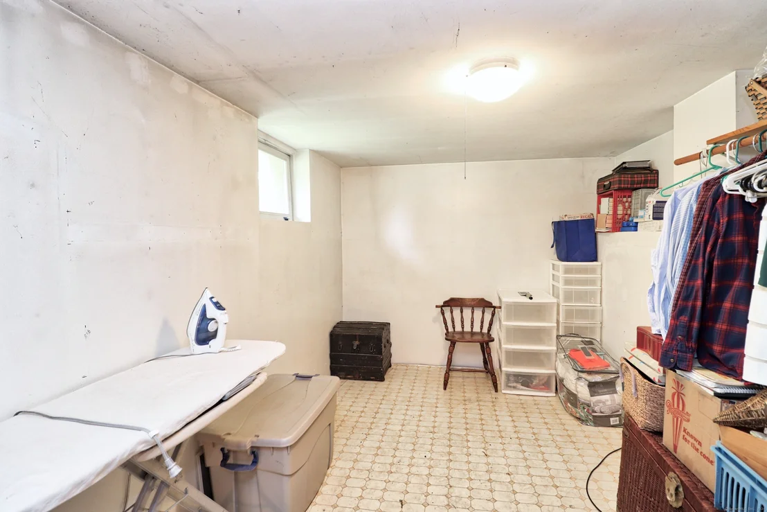 Photo of 215 Allerton Road