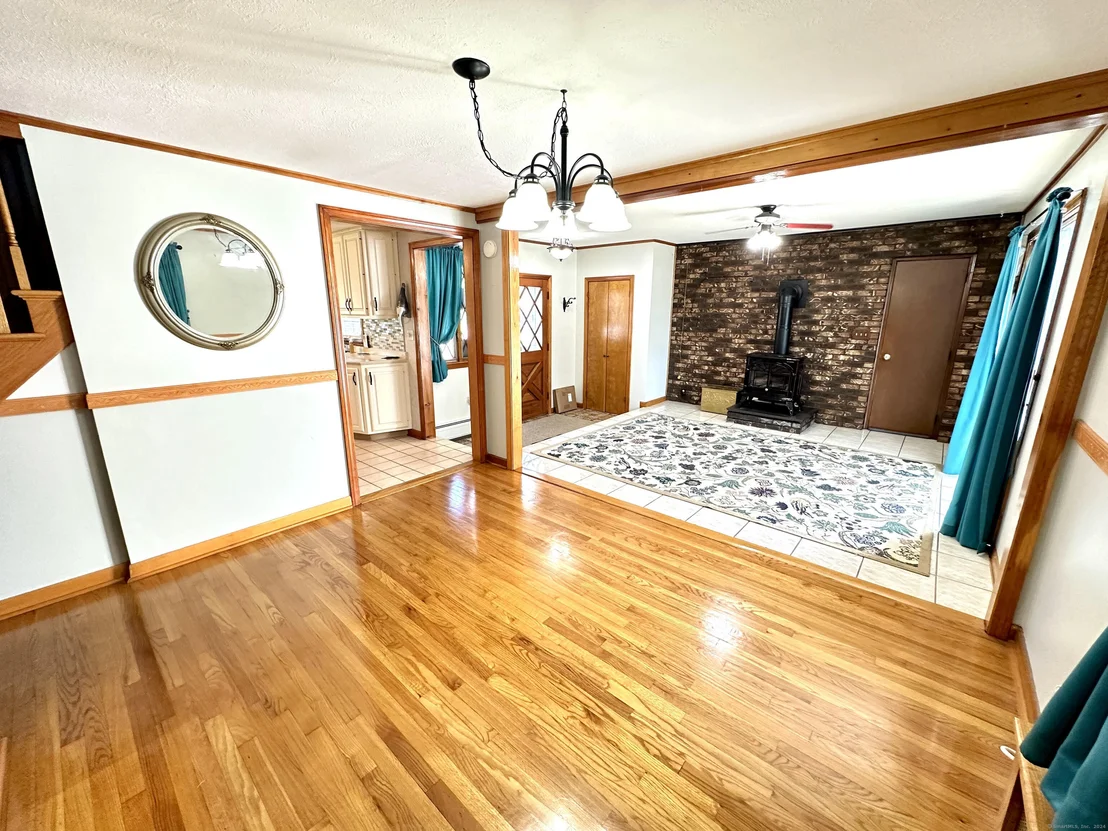 Photo of 530 Ash Drive