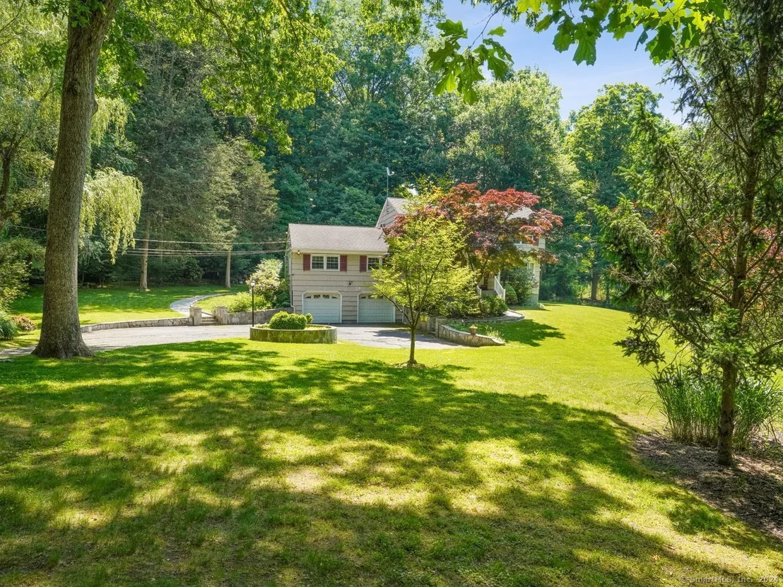 Photo of 5 Mohackemo Drive
