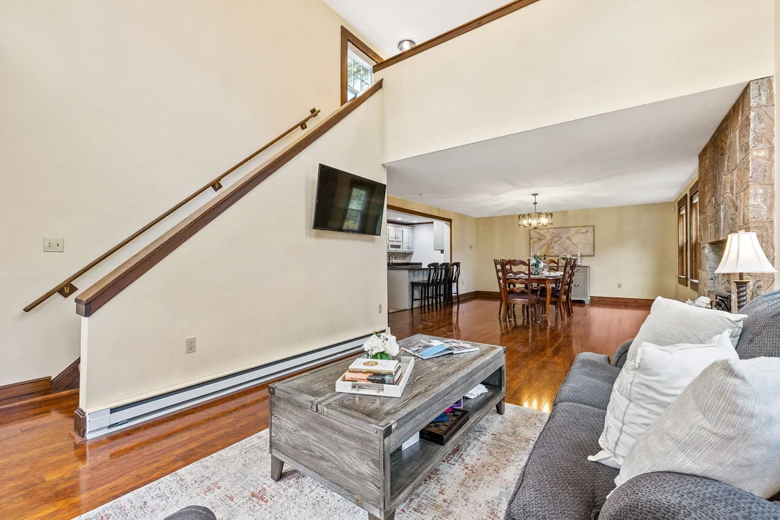 Photo of 297 Skinner Lane