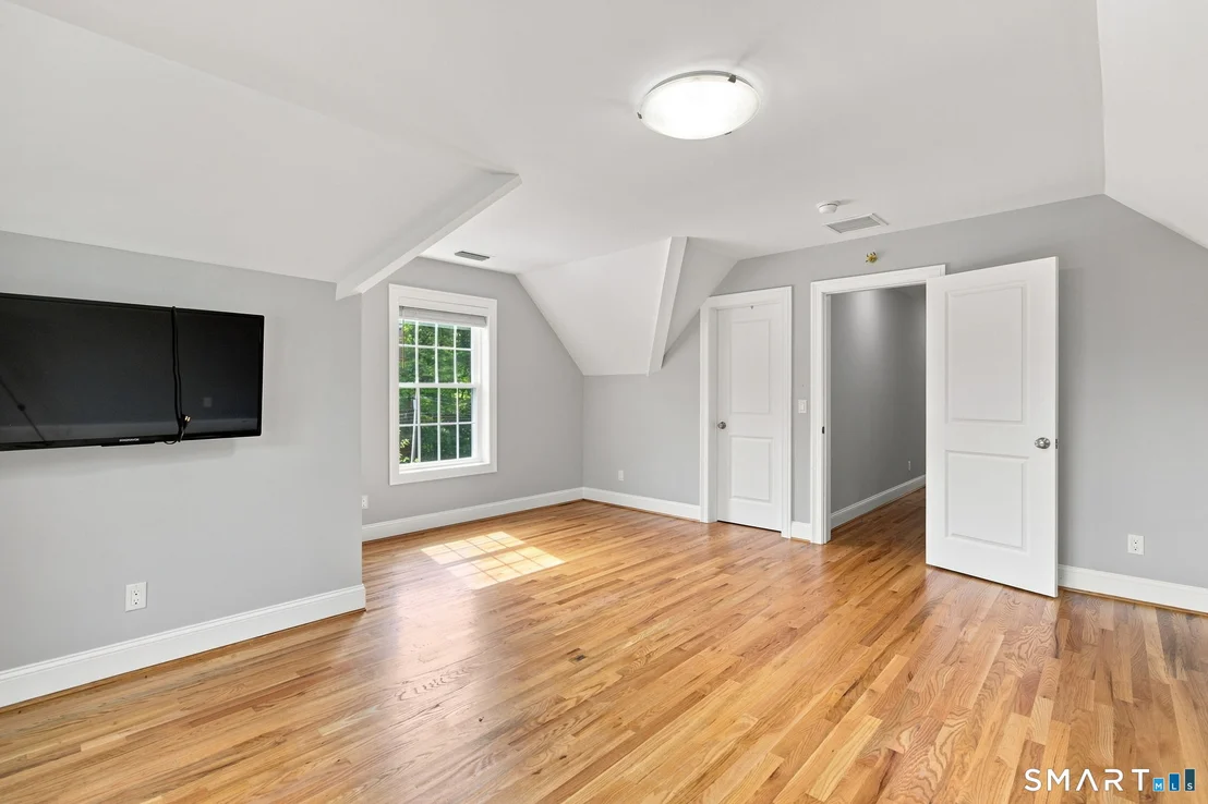 Photo of 649 Nevers Road