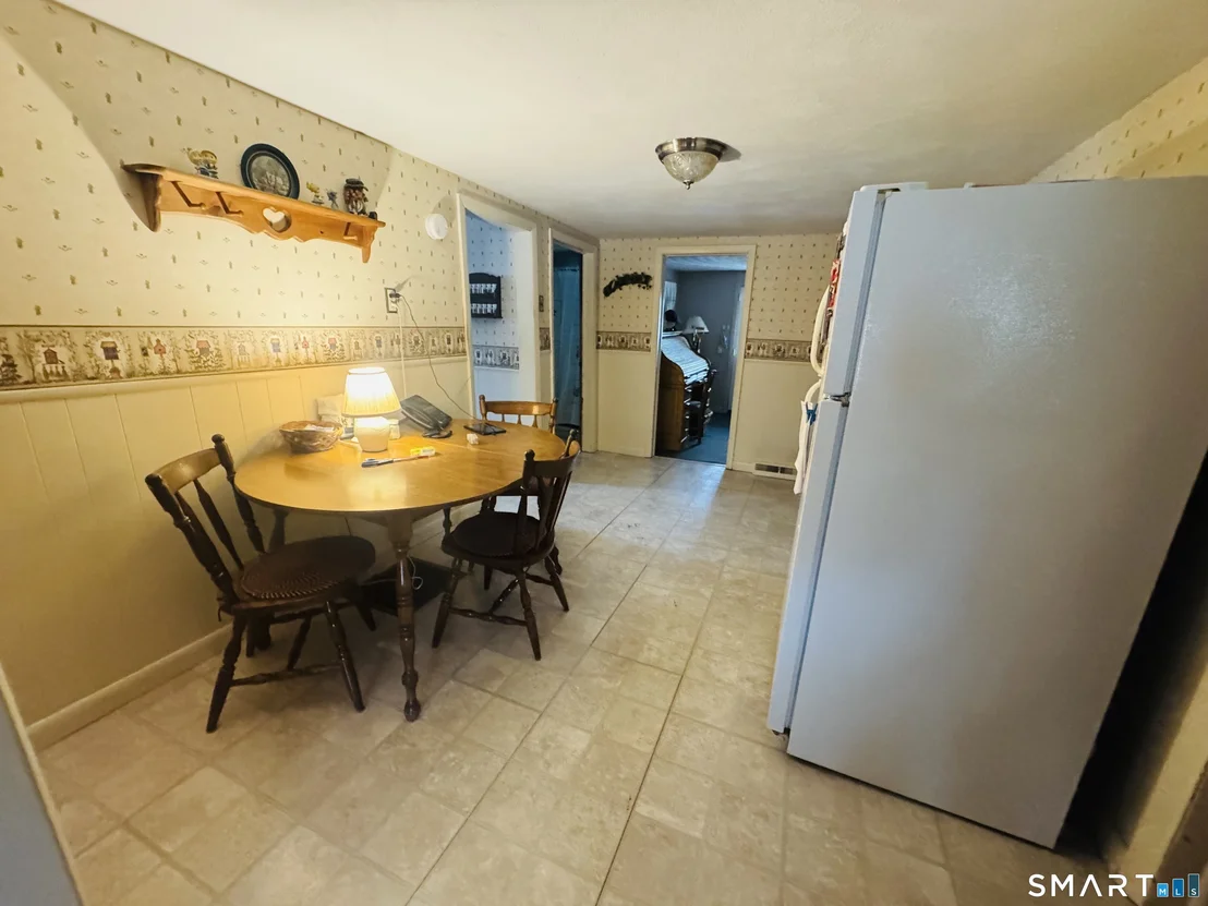 Photo of 99 Squaw Rock Road
