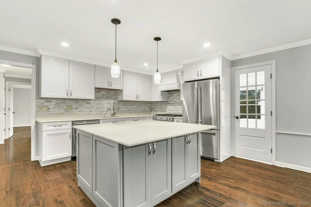Photo of 640 Shelton Road