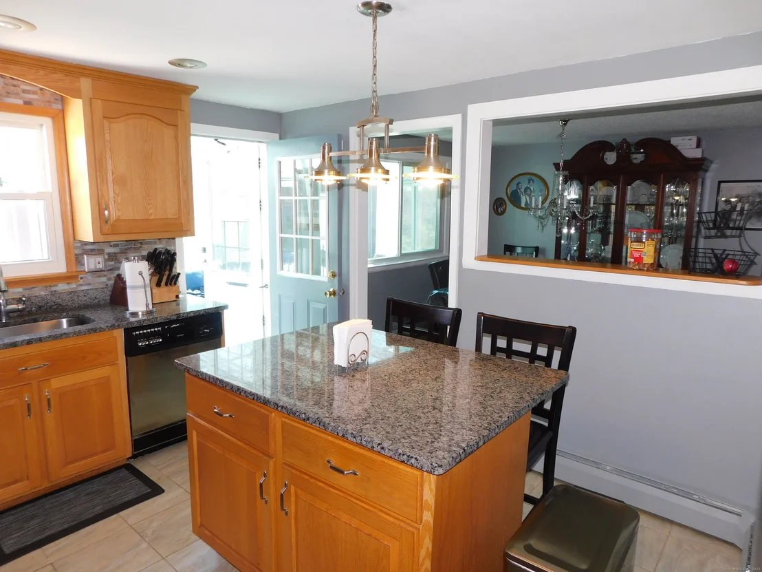 Photo of 212 Willowcrest Drive