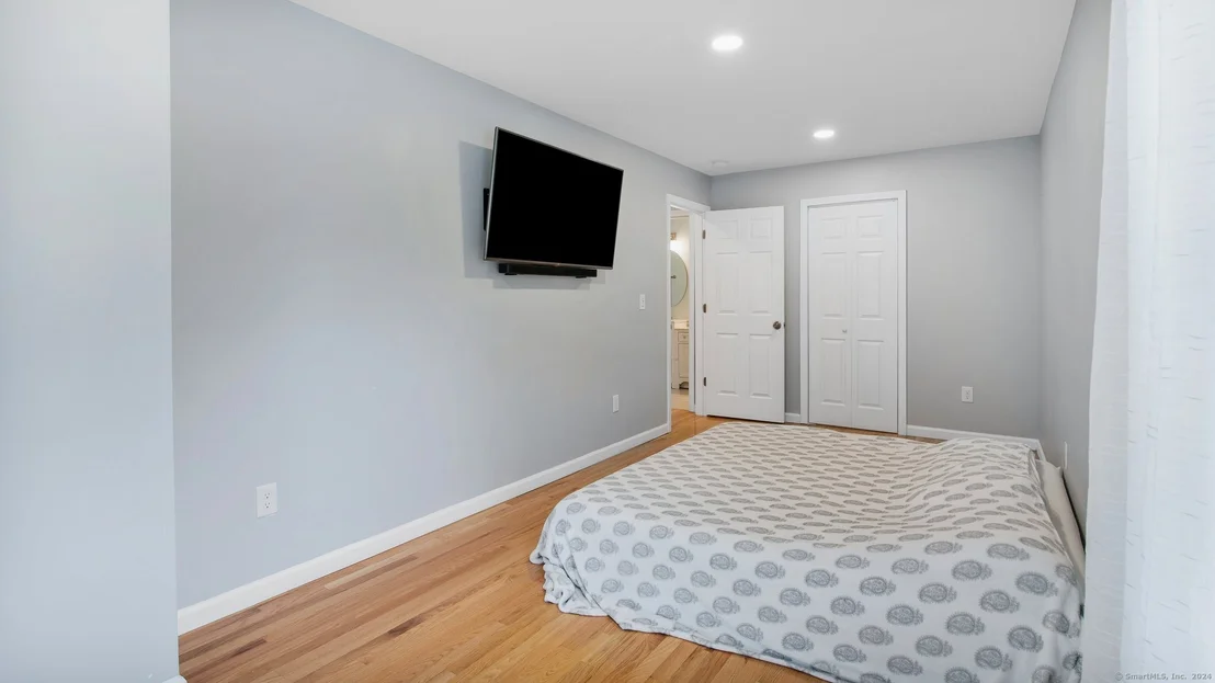 Photo of 136 Windsorville Road