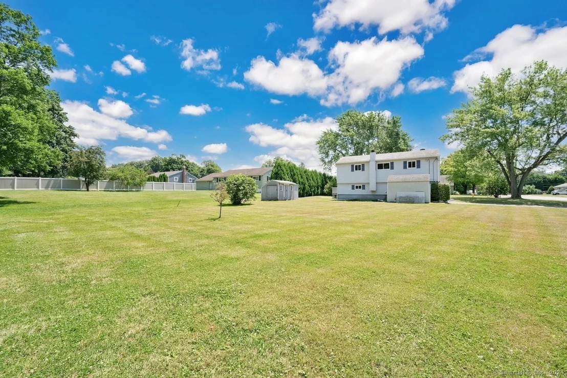 Photo of 39 Niles Drive