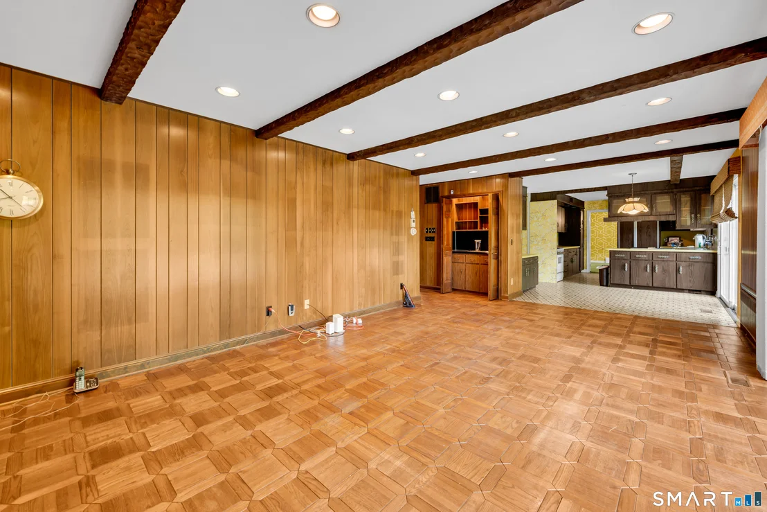 Photo of 232 Maybrook Road