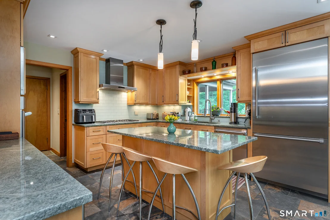 Photo of 51 Long Meadow Road