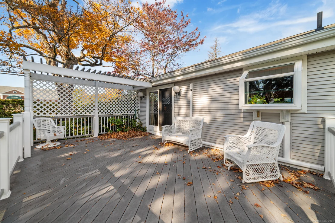 Photo of 6 Ridgecrest Lane