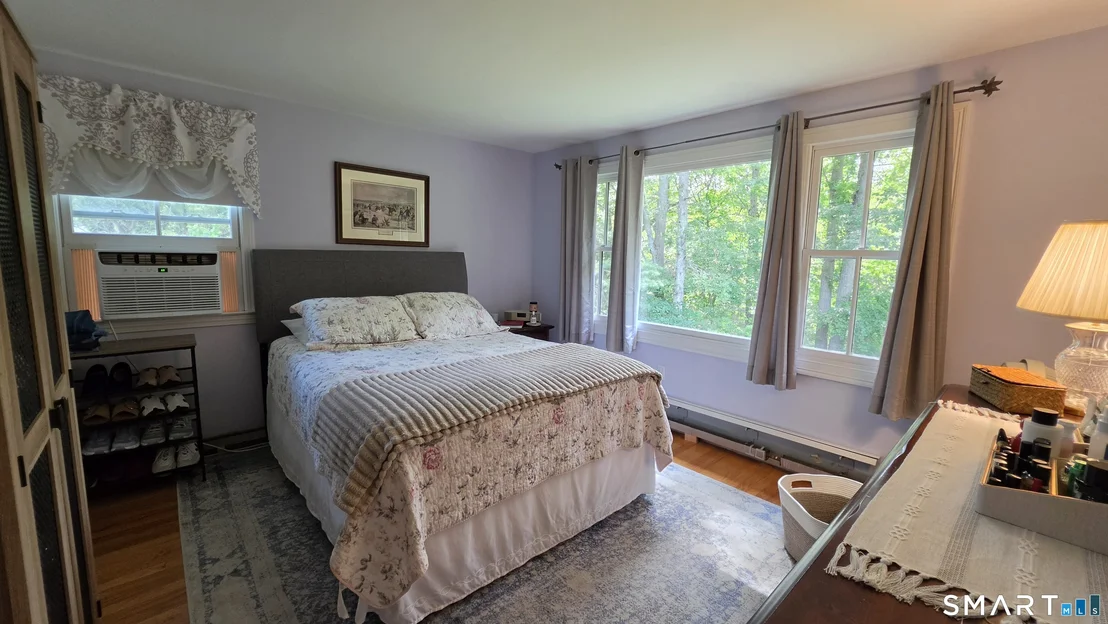 Photo of 261 Ridgewood Drive