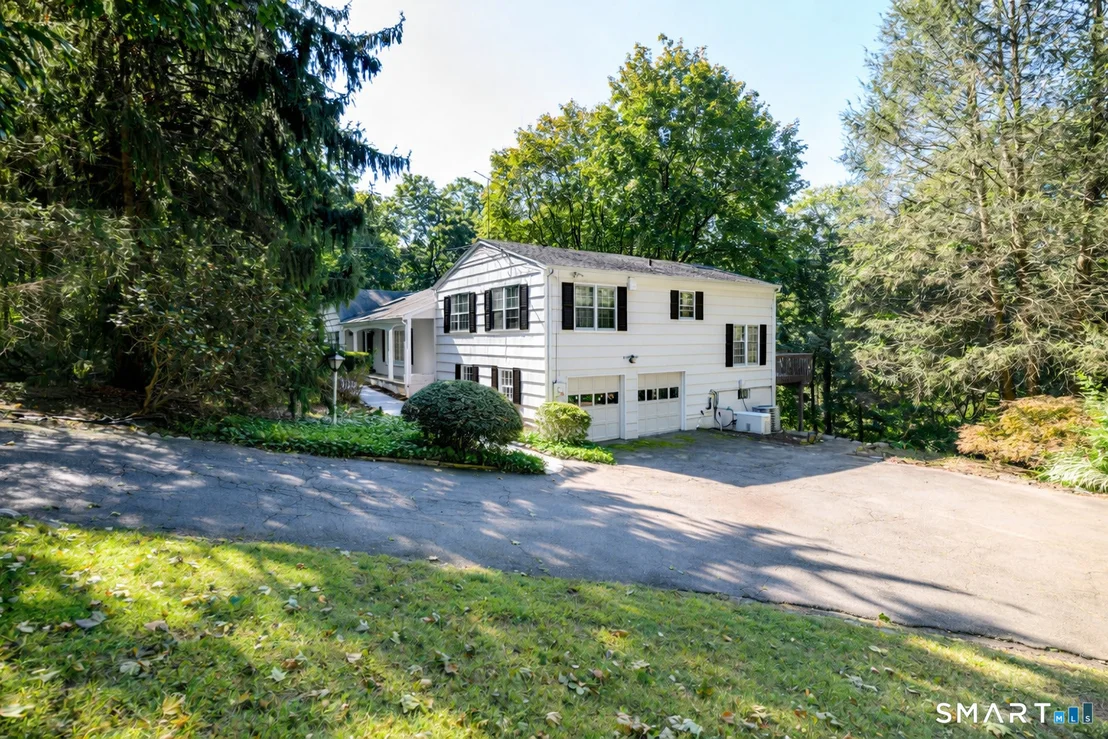 Photo of 1238 Westover Road