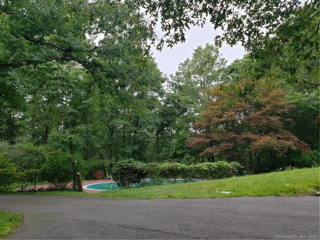 Photo of 12 Beverly Drive