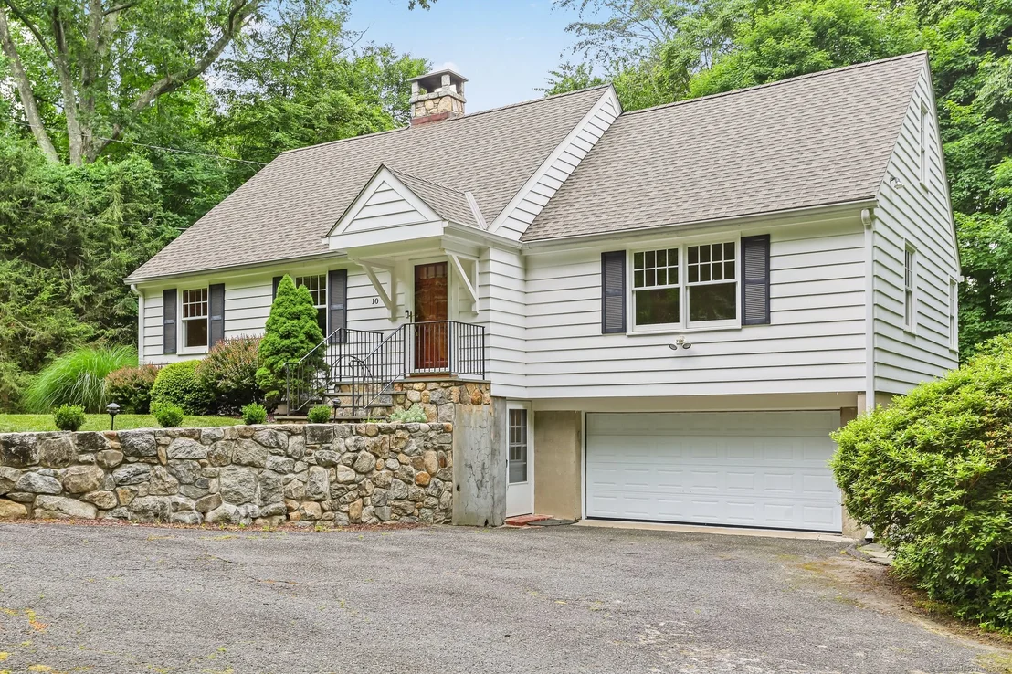 Photo of 10 Guild Drive