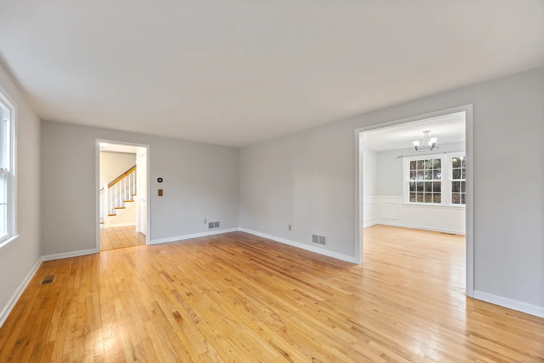 Photo of 28 Newbridge Circle