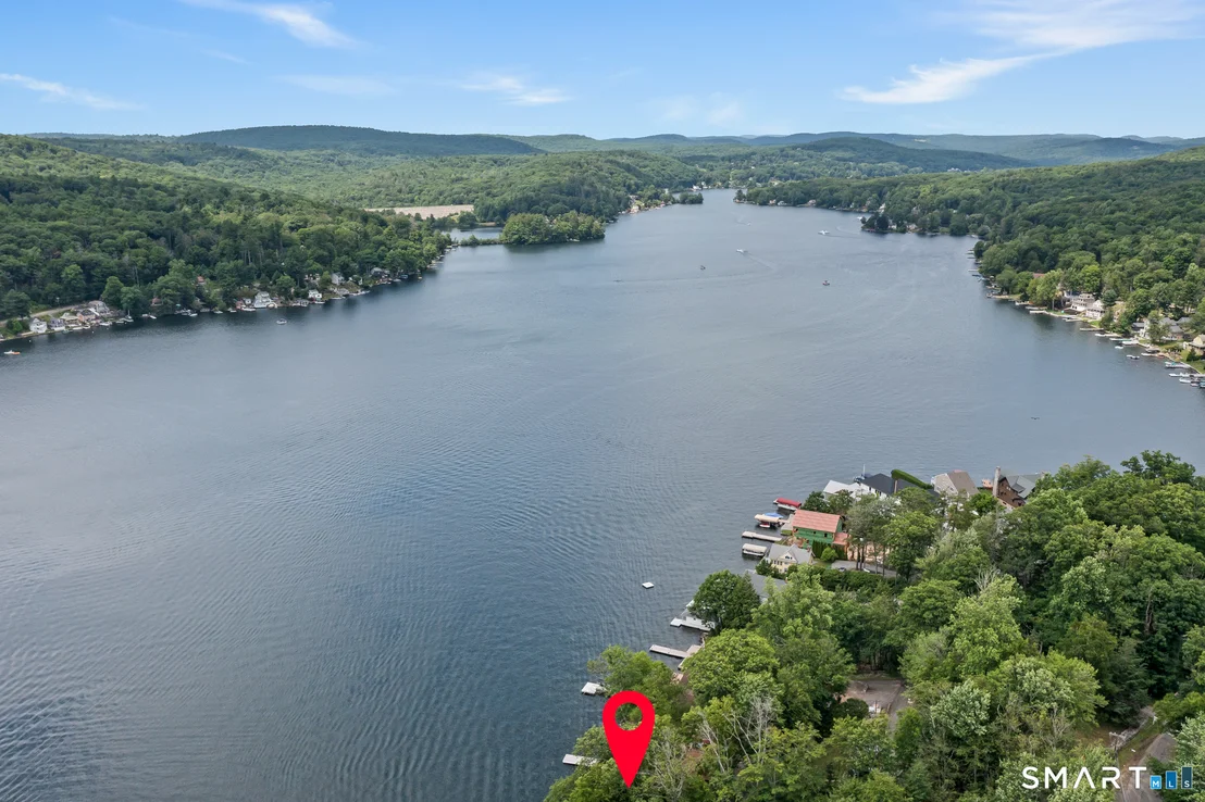Photo of 752 Lake Drive