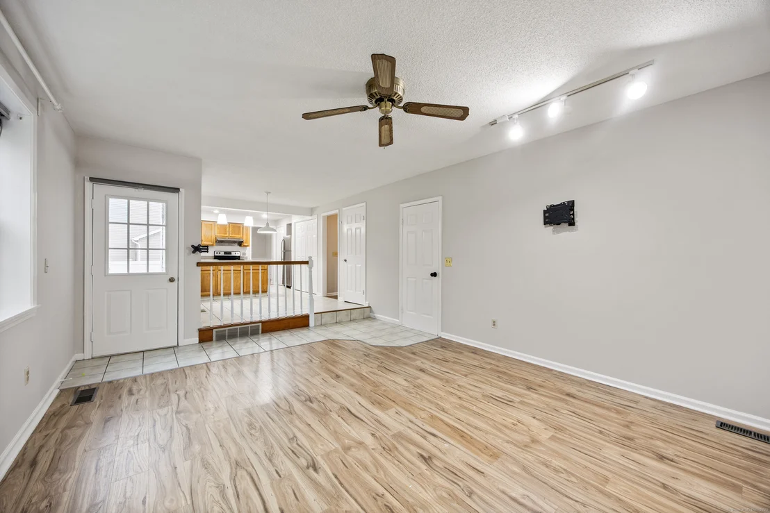 Photo of 28 Newbridge Circle