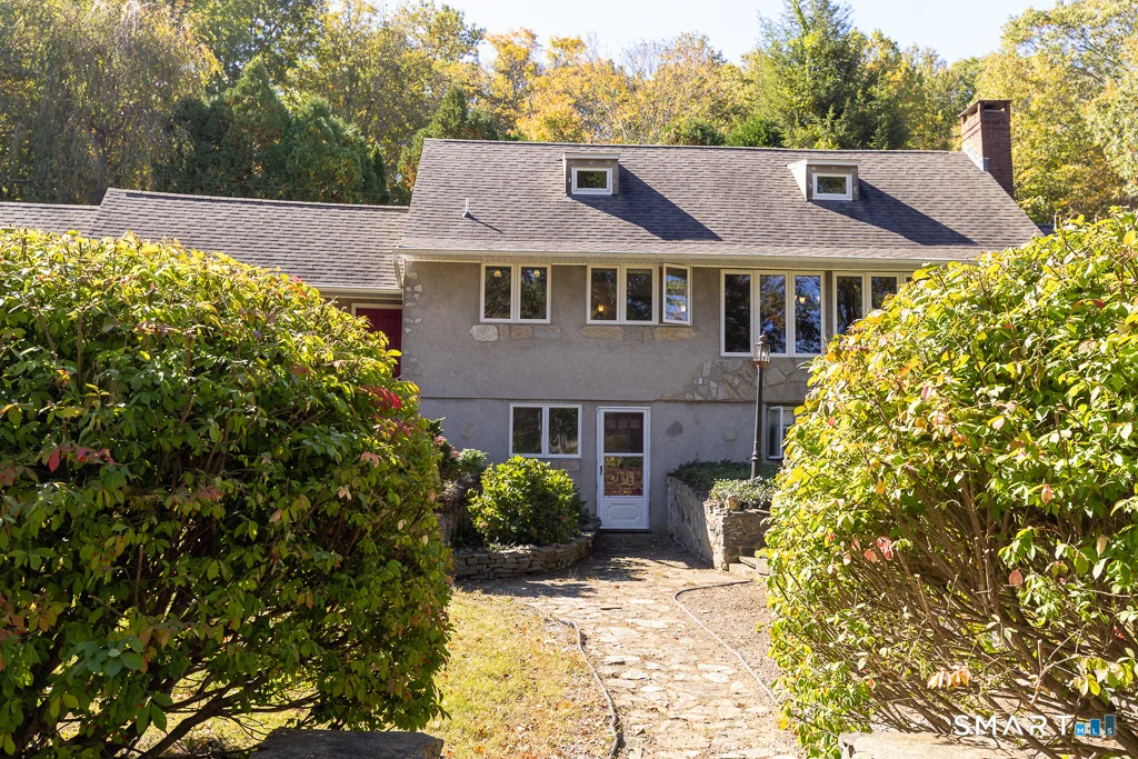 Photo of 32 Tower Hill Lake Road