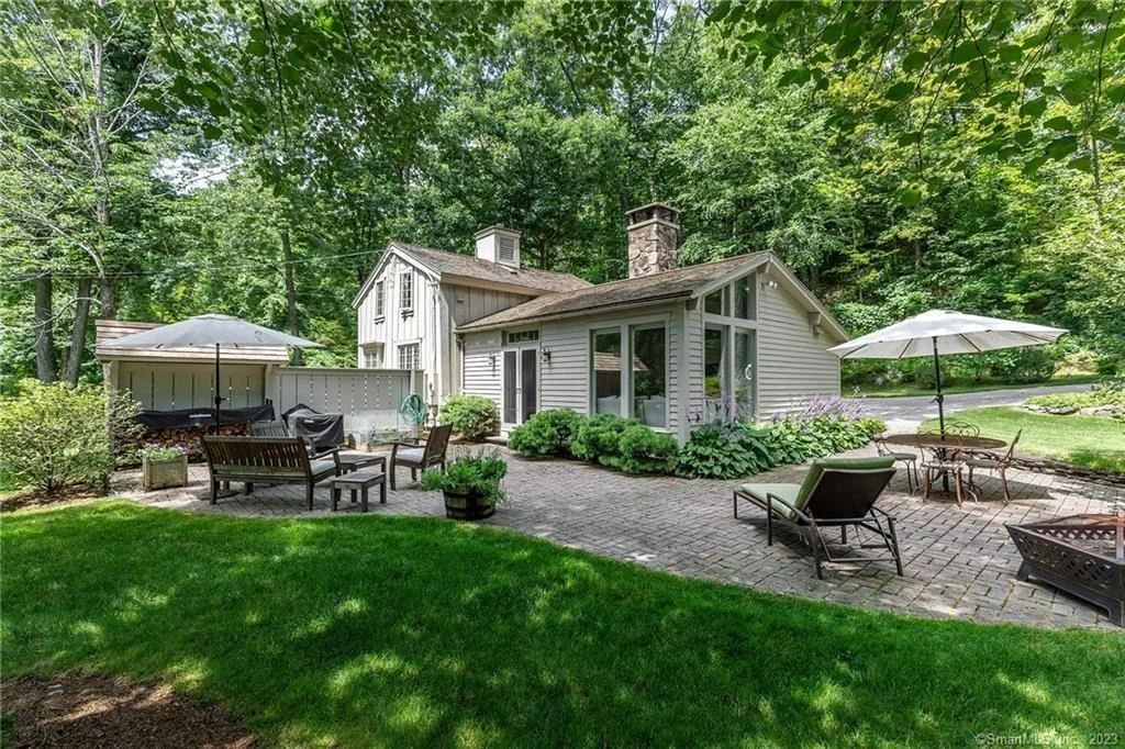 Photo of 16 Tompkins Hill Road