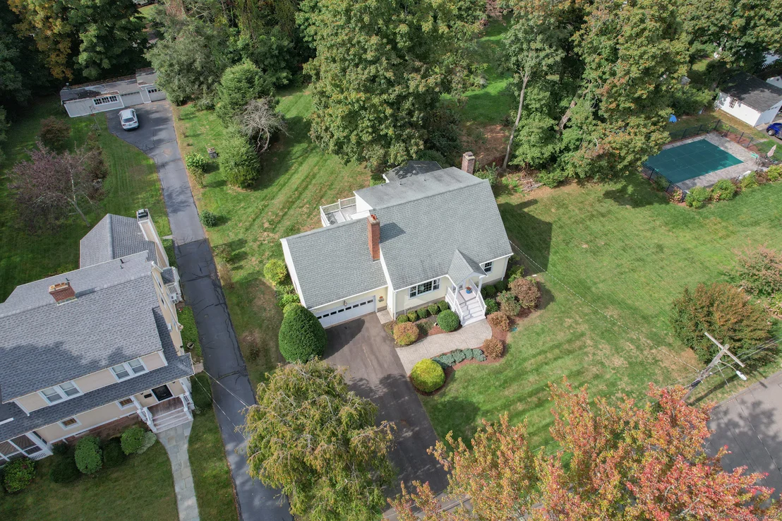 Photo of 57 Bennett Avenue