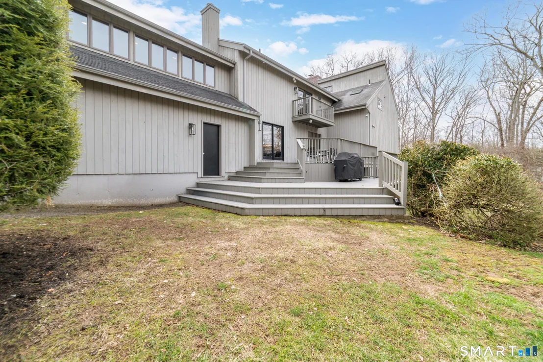 Photo of 14 Fox Ridge