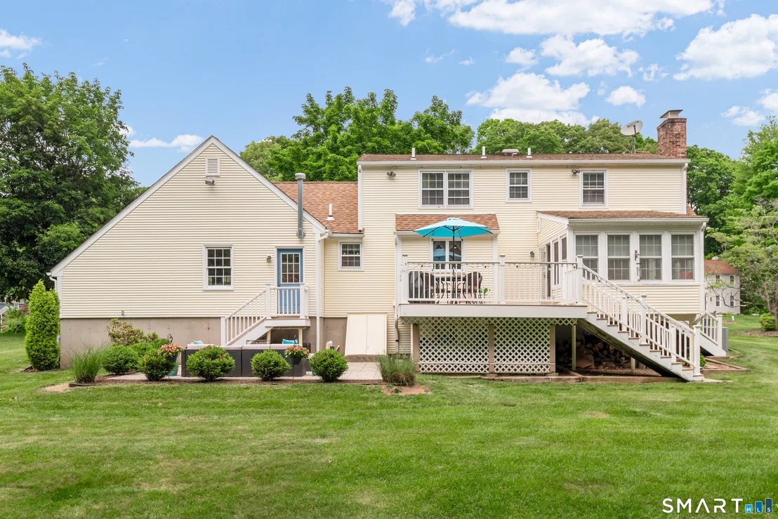 Photo of 81 White Oak Drive