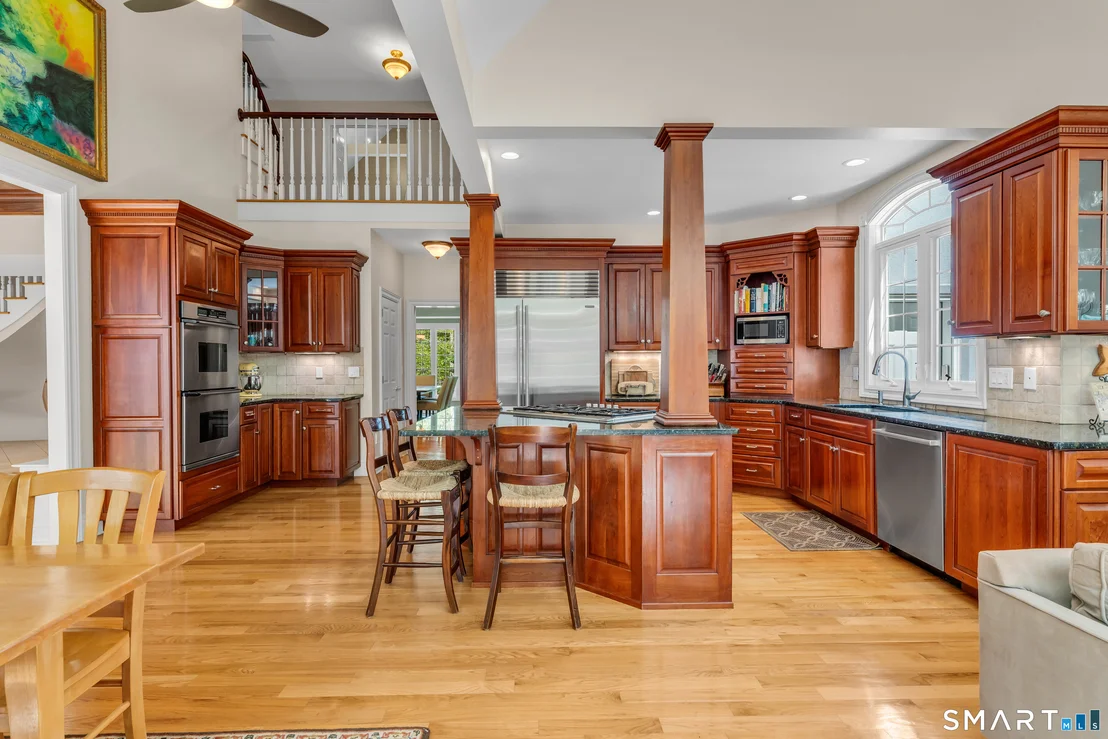 Photo of 350 Squaw Lane