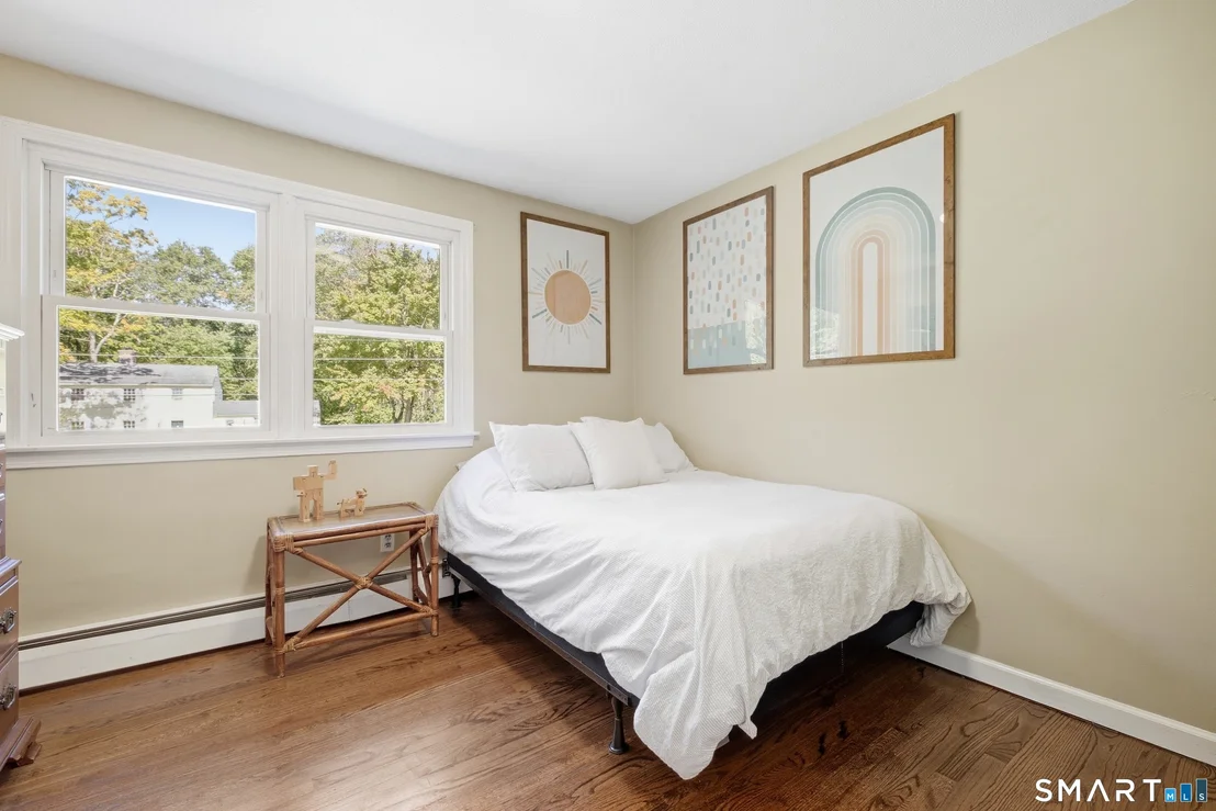 Photo of 775 Overhill Drive