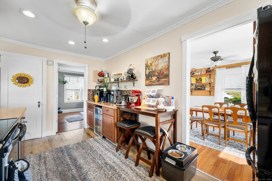 Photo of 17 Sunset Avenue