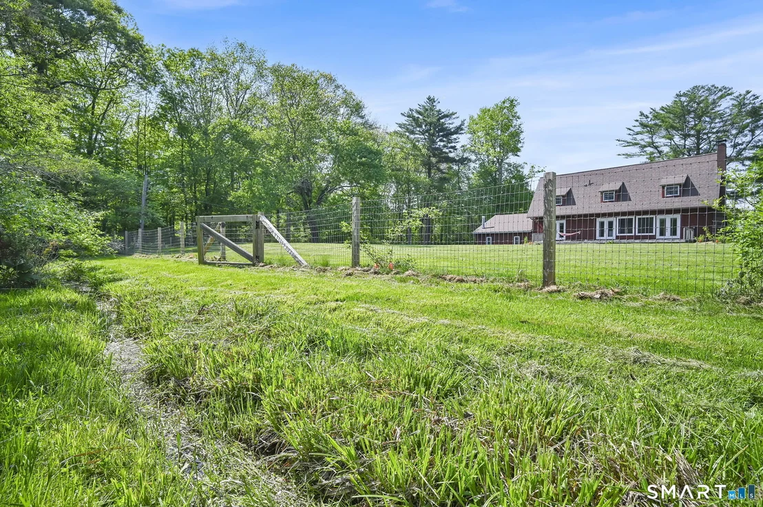 Photo of 127 Lake Road