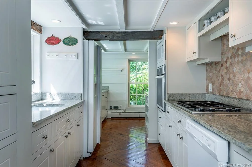 Photo of 16 Tompkins Hill Road