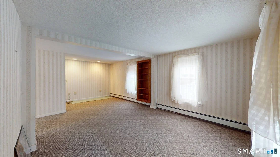Photo of 13 Reservoir Avenue