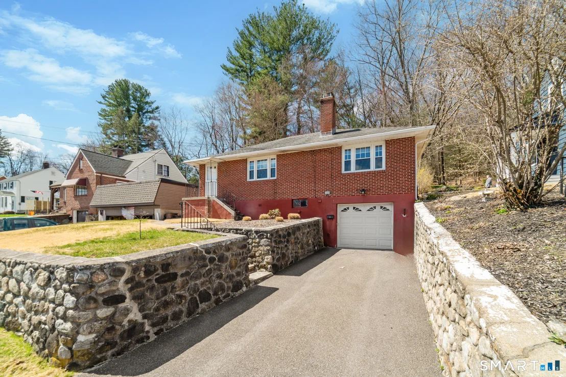 Photo of 213 Spring Street