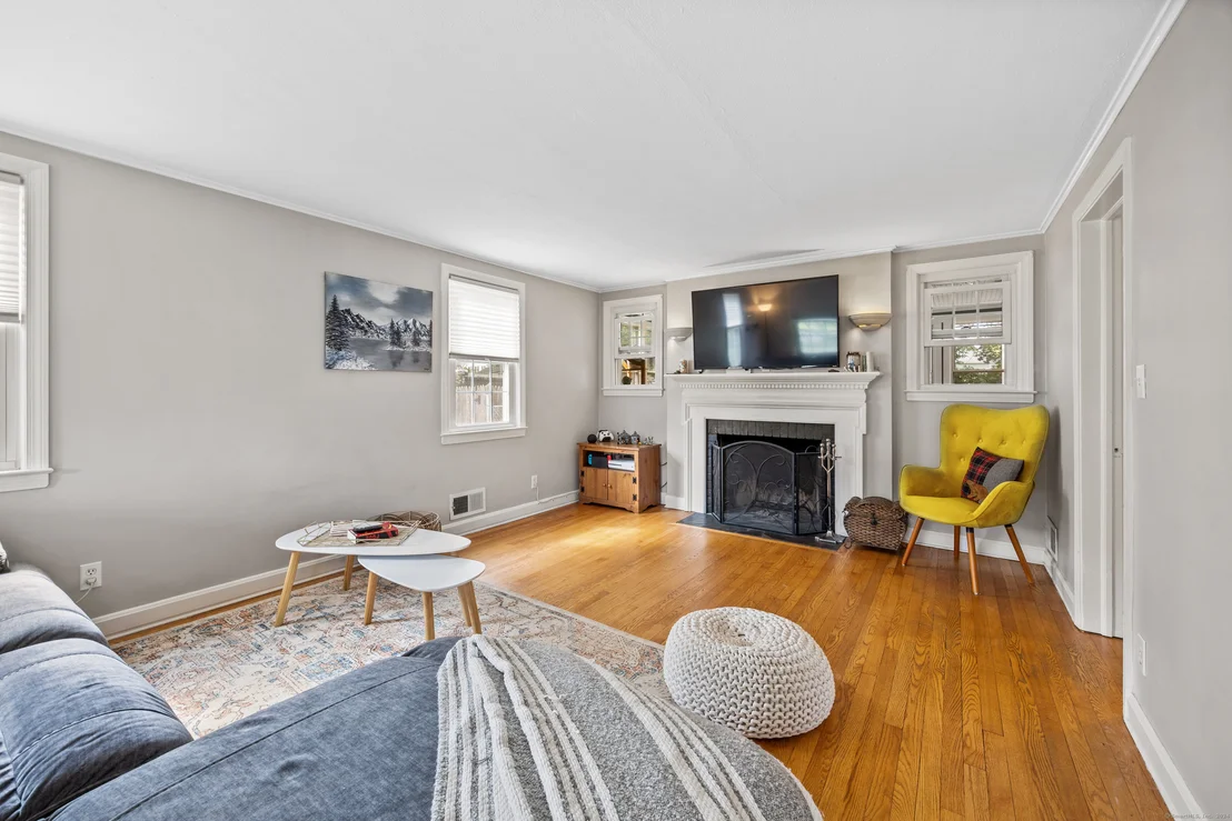 Photo of 165 Beverly Road