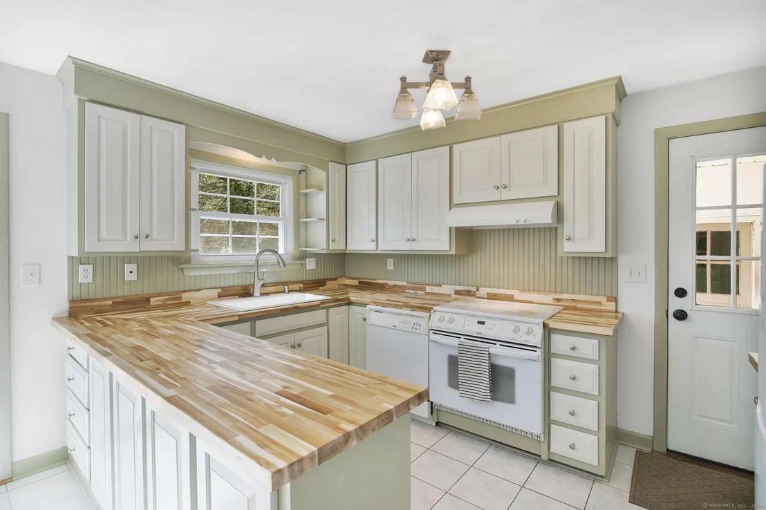 Photo of 9 Ridge Road