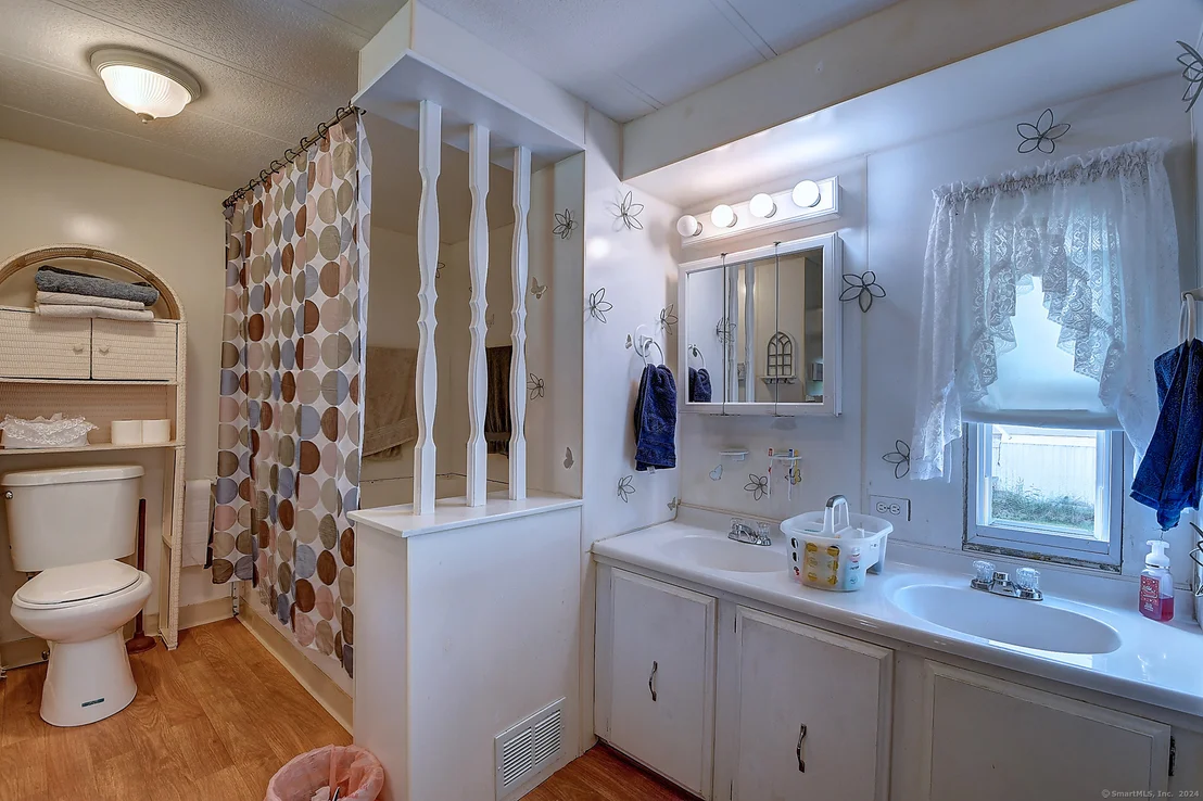 Photo of 22 Thunderbird Drive