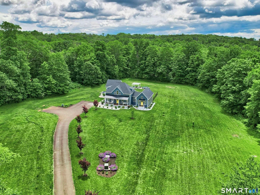 Photo of 217 Hinman Road